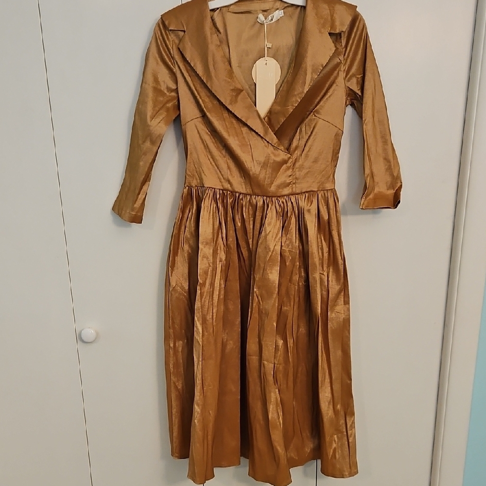 NWT Elegant Gold Women's Midi Dress
